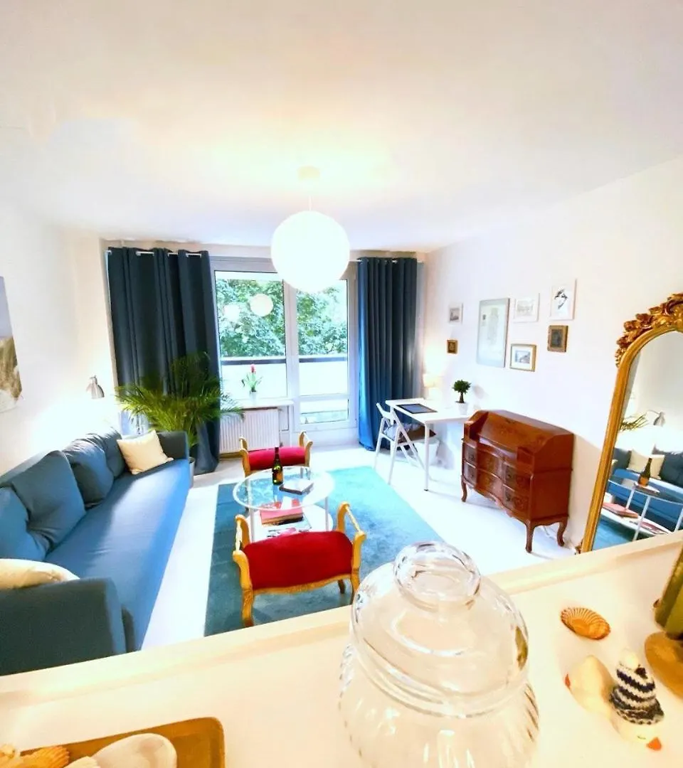 Great Central Premium 1 Bedroom Apartment In Best Area 10117 Berlin Mitte, Leipziger Strasse 0*,  Alemanha