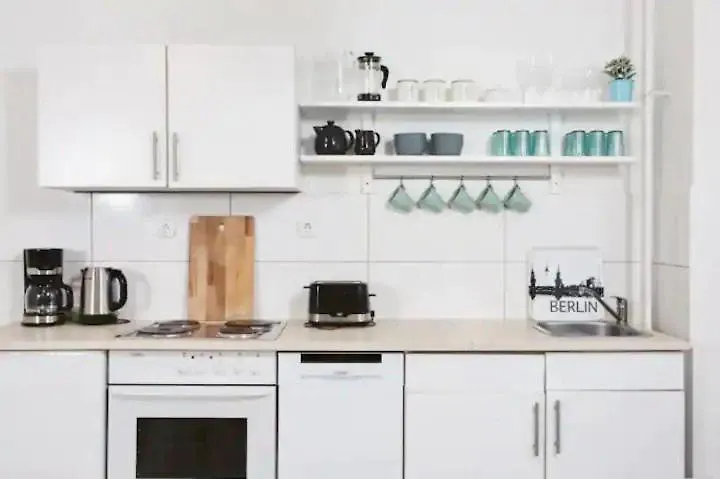 Great Central Premium 1 Bedroom Apartment In Best Area 10117 Berlin Mitte, Leipziger Strasse 0*,  Alemanha