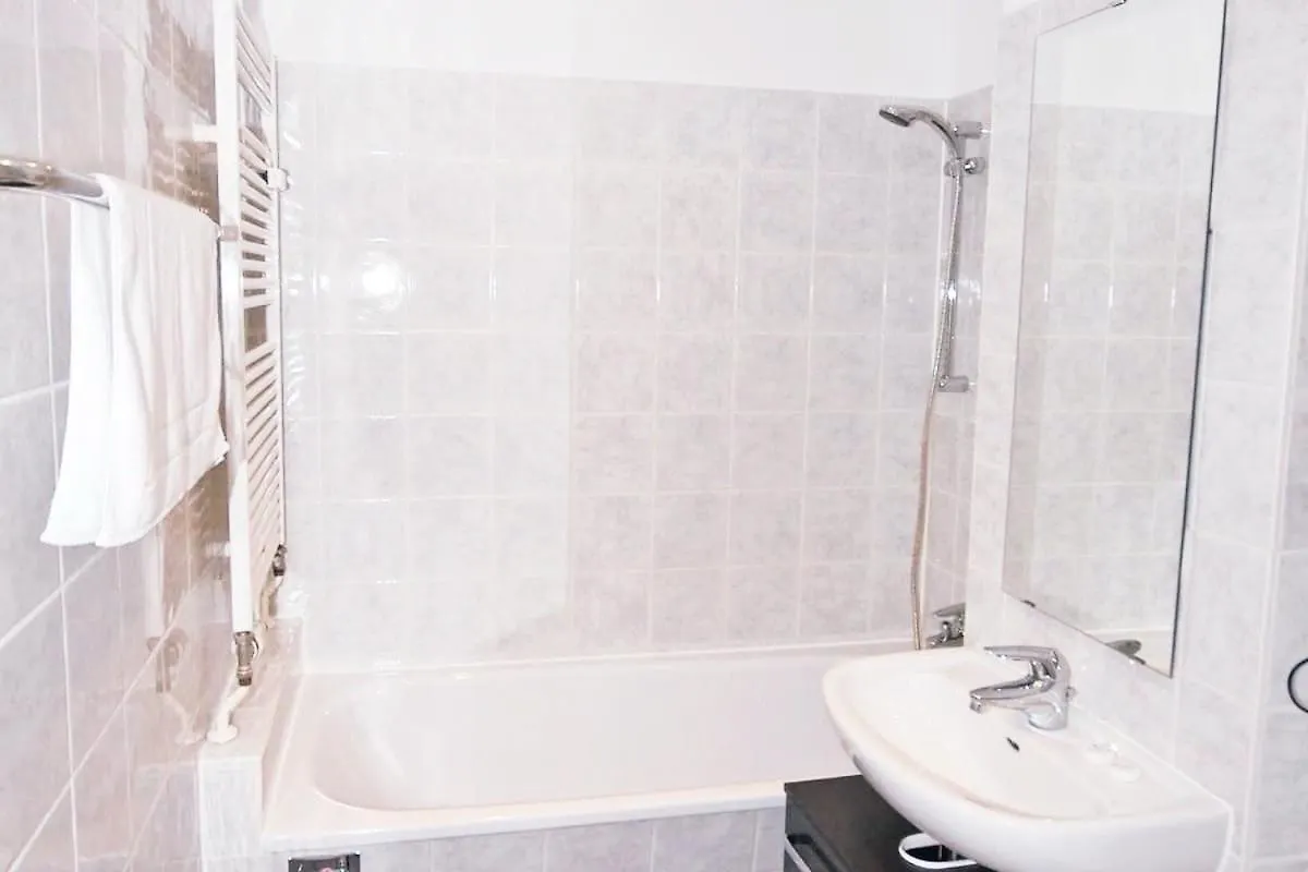 Great Central Premium 1 Bedroom Apartment In Best Area 10117 Berlin Mitte, Leipziger Strasse